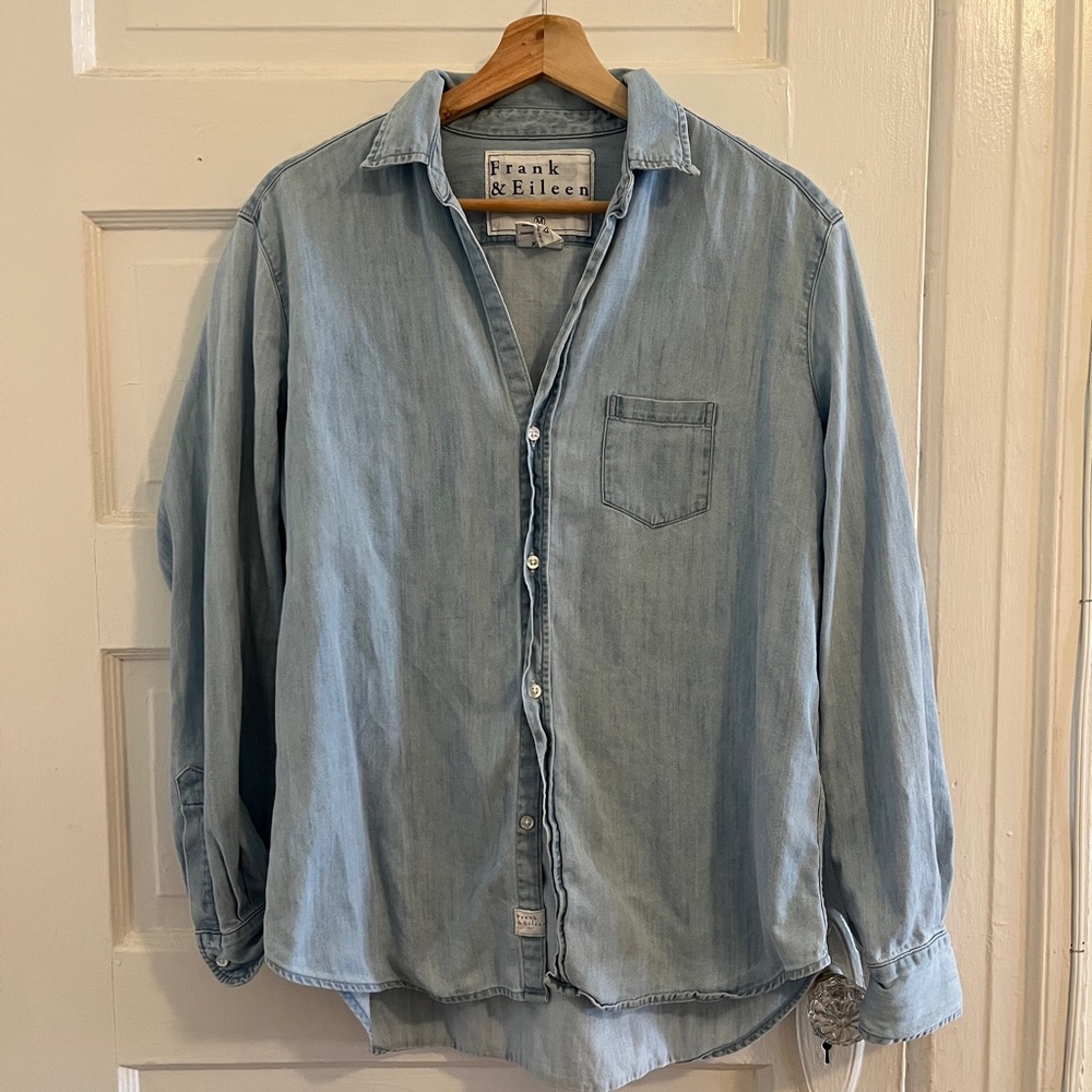 Frank & Eileen Denim Shirt - Eileen - Size Medium